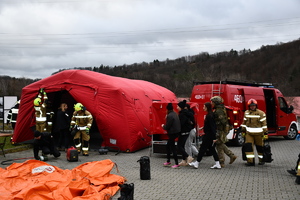 służby doskonalą współdziałanie podczas sytuacji zagrożenia- ćwiczenia ALERT MCI w Solinie