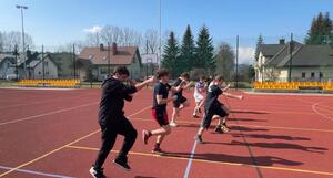 zajęcia mundurowych z młodzieżą klasy o profilu mundurowym