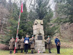 uroczystości 79.rocznicy mordu w Łubnem koło Baligrodu