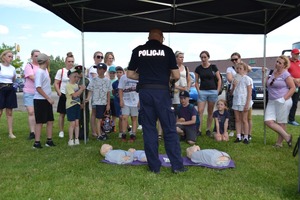 Krajowy Trening Pierwszej Pomocy z udziałem leskich policjantów